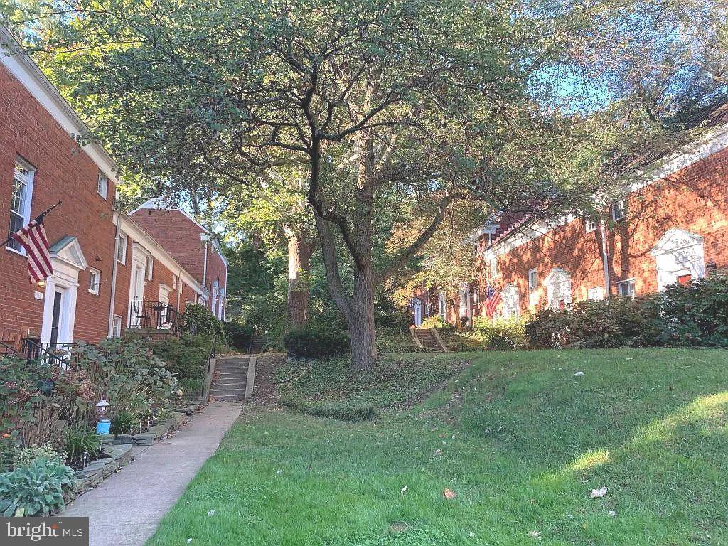 3622 Gunston Road Alexandria, VA 22302 - Photo 6 of 24 Gallery Image 6