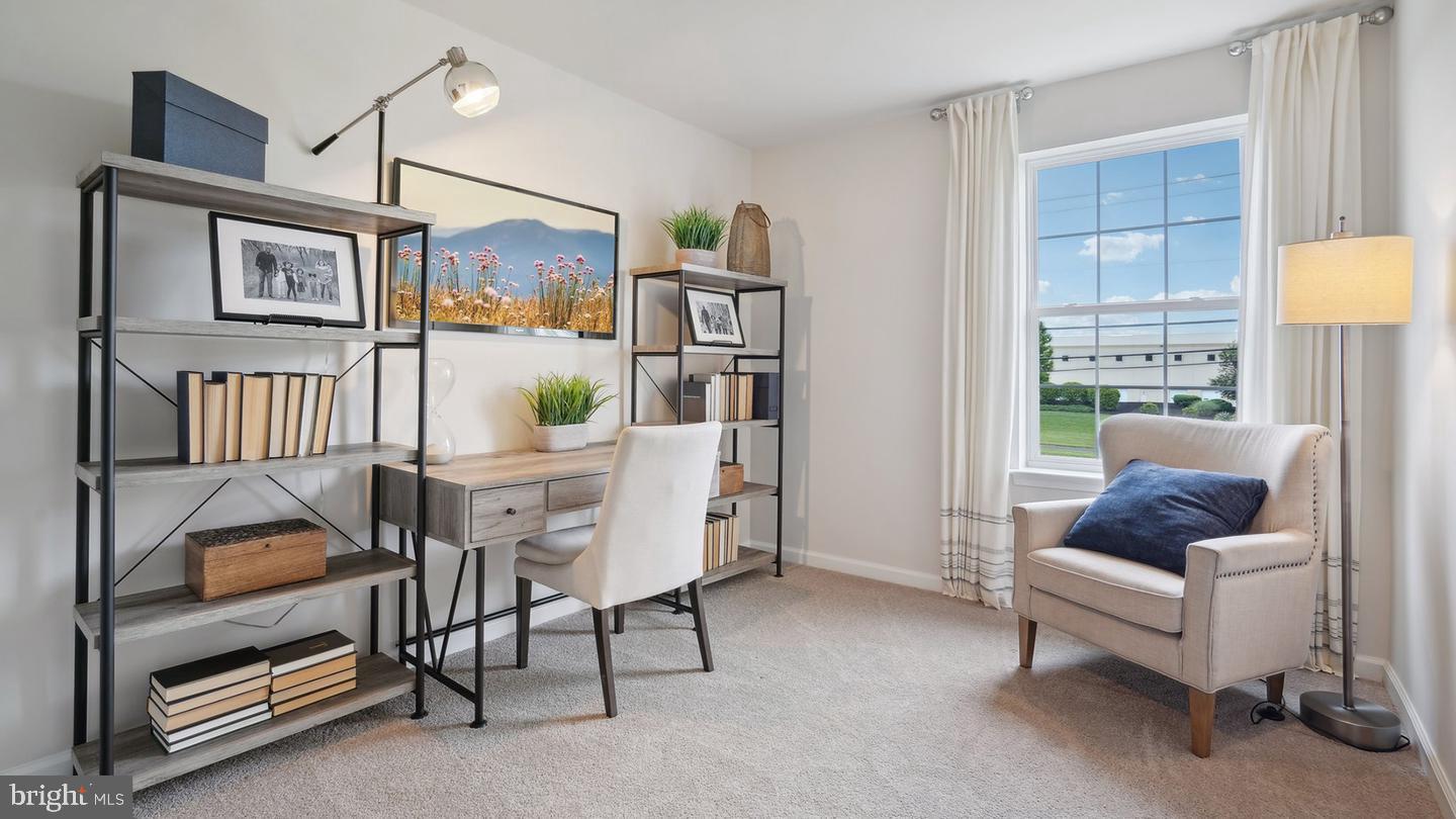 80 Alexander Way Westampton, NJ 08060 - Photo 16 of 45 a living room with furniture and a window