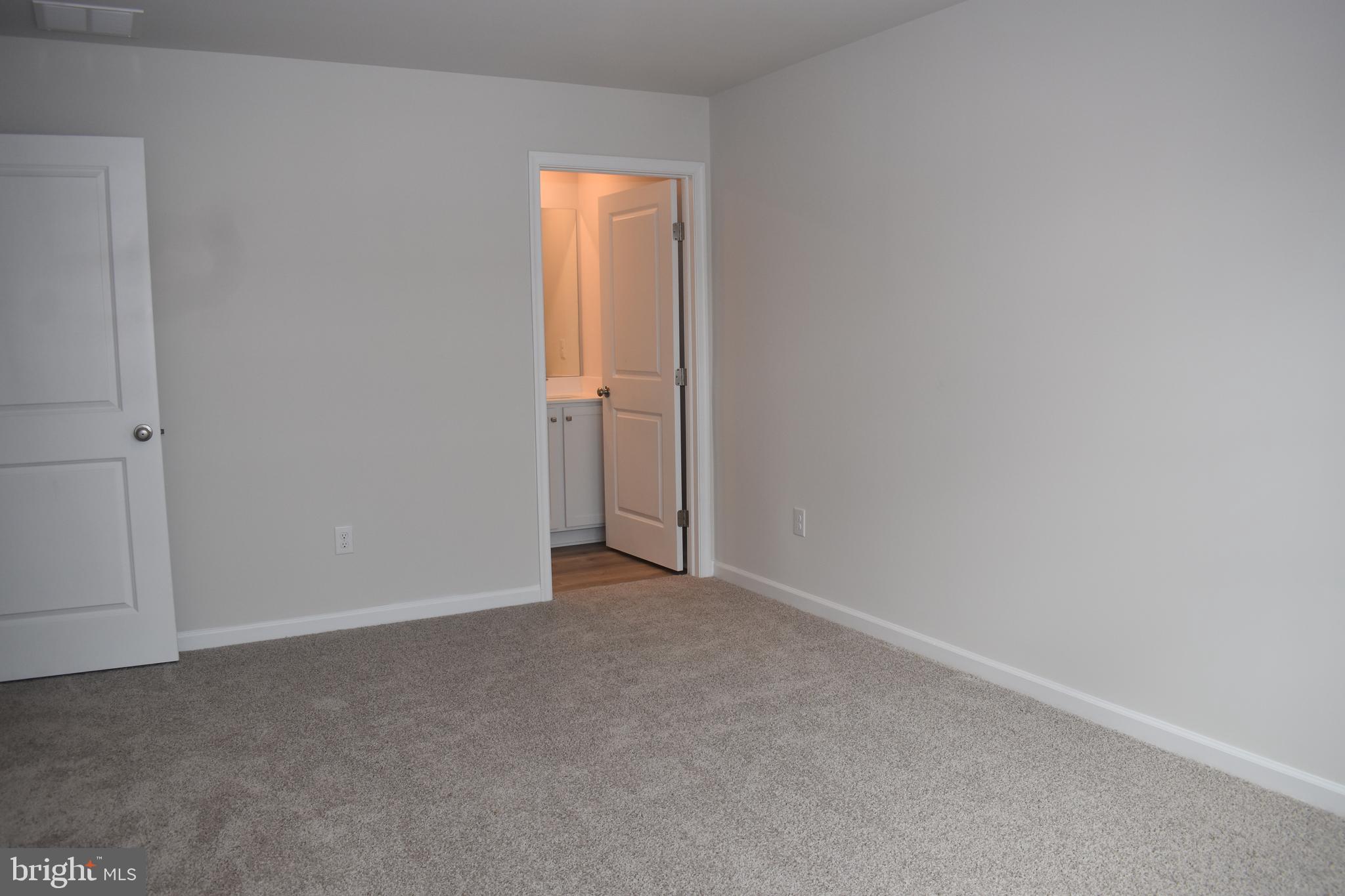 80 Alexander Way Westampton, NJ 08060 - Photo 39 of 45 a view of an empty room