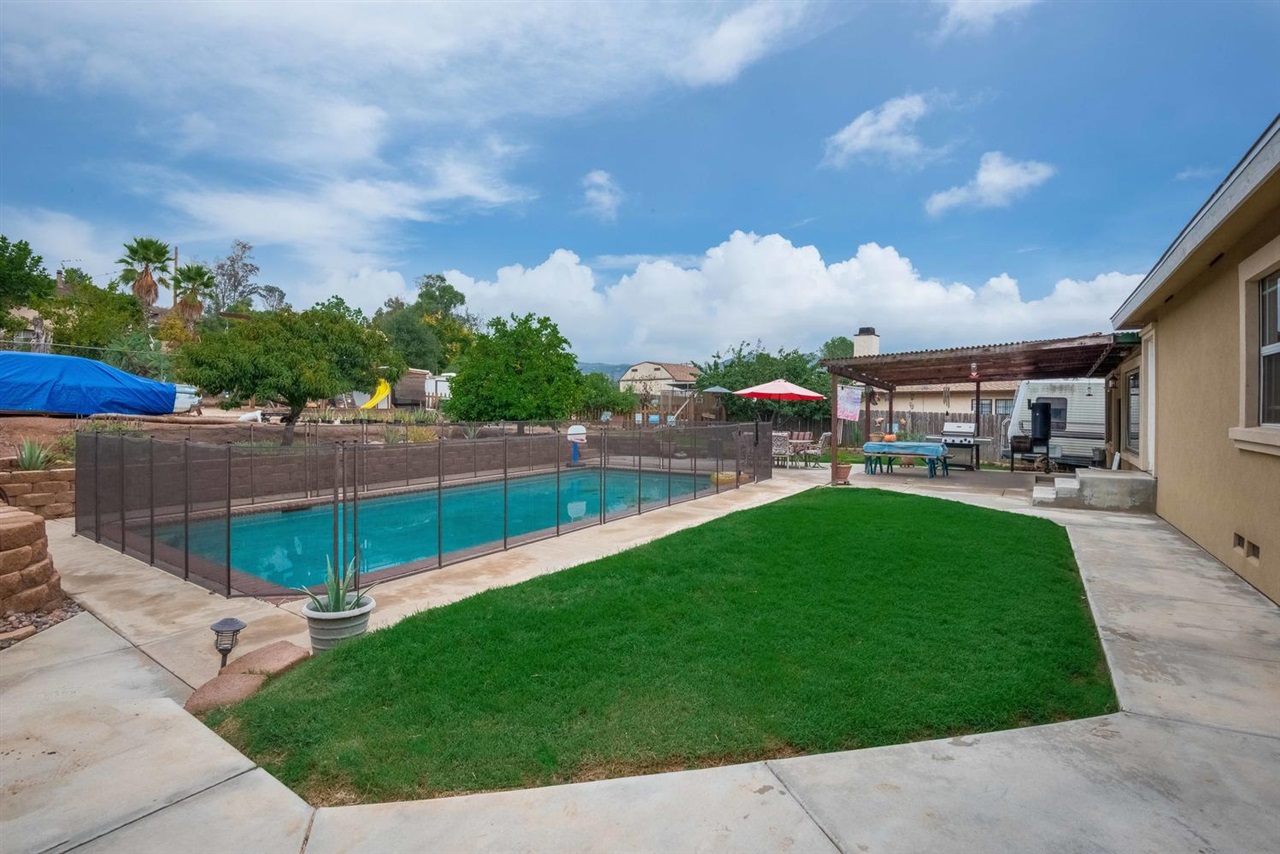 9343 Lakeview Road Lakeside, CA 92040 - Photo 22 of 25 Gallery Image 22