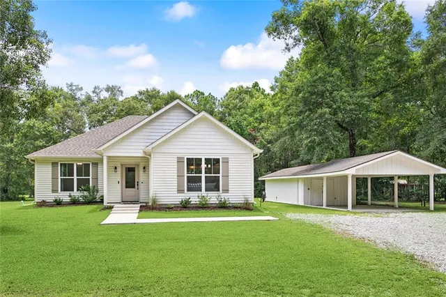 $319,000 | 70184 Archie Singletary Road, Pearl River, LA 70452