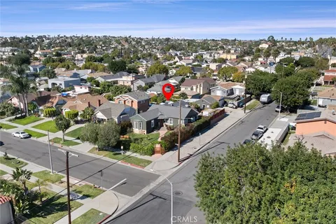 $1,295,000 | 3903 West 59th Place, Los Angeles, CA 90043