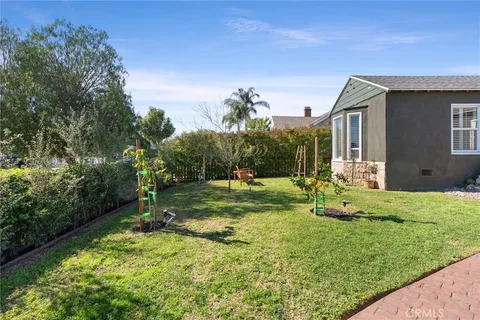 $1,295,000 | 3903 West 59th Place, Los Angeles, CA 90043