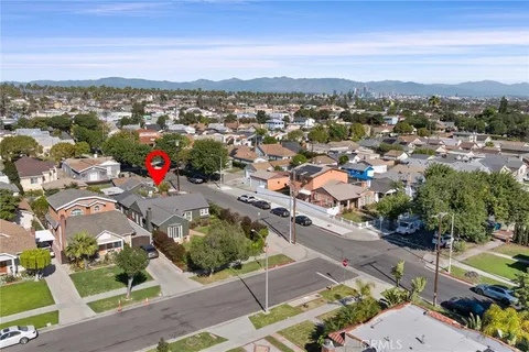 $1,295,000 | 3903 West 59th Place, Los Angeles, CA 90043