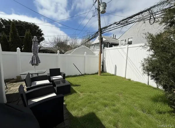 $3,600 | 525 East Olive Street, Long Beach, NY 11561