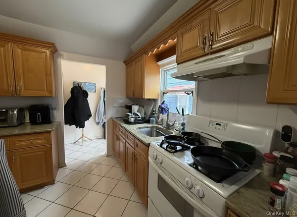$3,600 | 525 East Olive Street, Long Beach, NY 11561