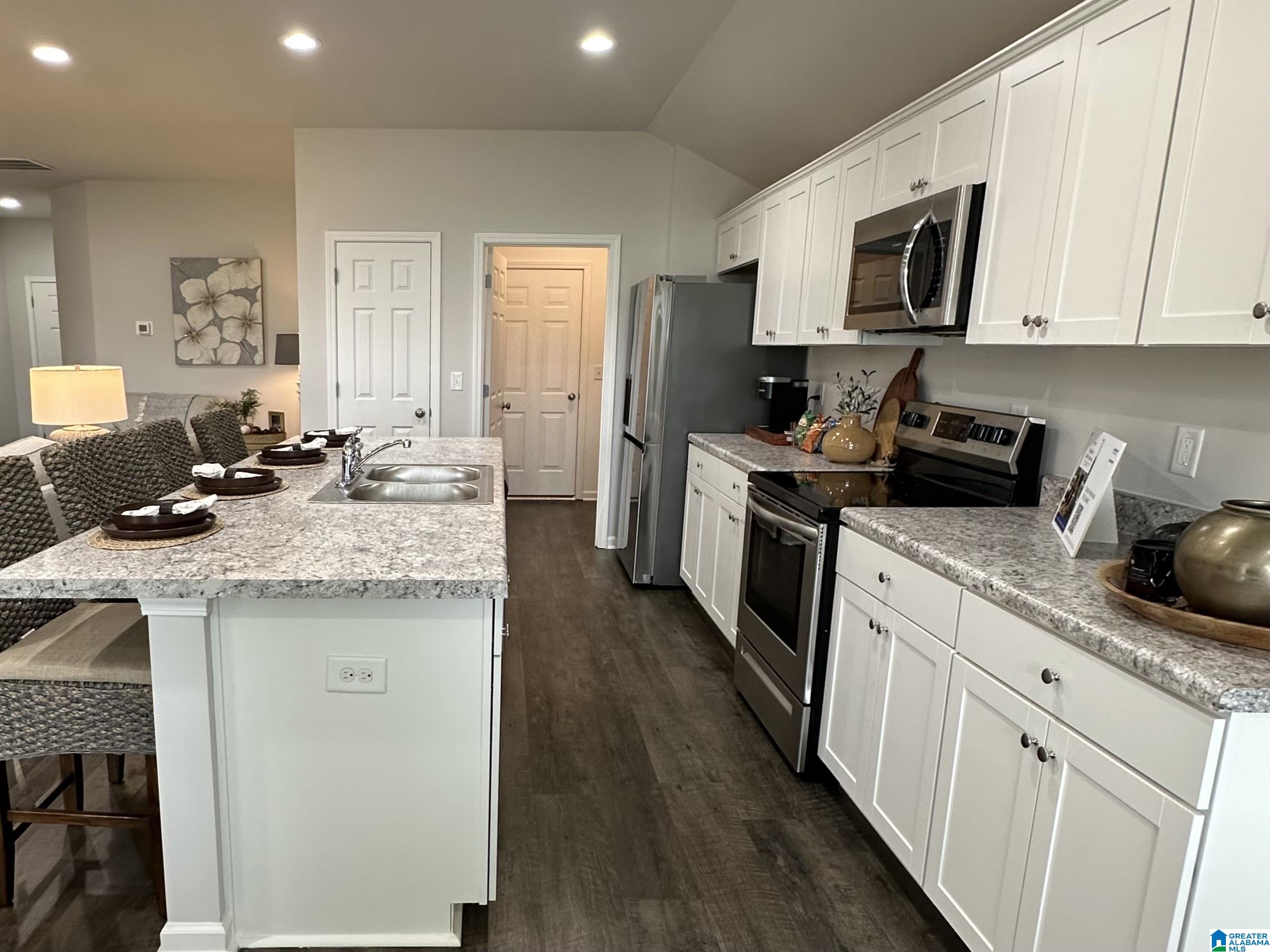 115 Trophy Loop Lincoln, AL 35096 - Photo 7 of 24