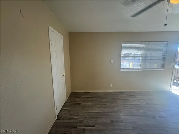 $825 | 4360 Twin View Circle, Unit 1, Las Vegas, NV 89121