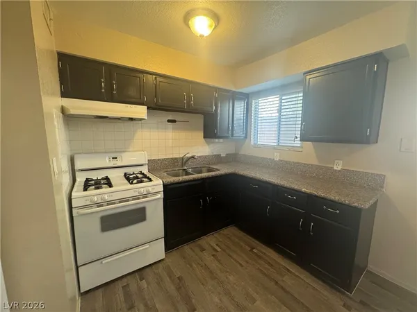 $825 | 4360 Twin View Circle, Unit 1, Las Vegas, NV 89121