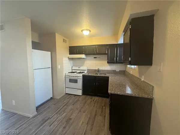 $825 | 4360 Twin View Circle, Unit 1, Las Vegas, NV 89121