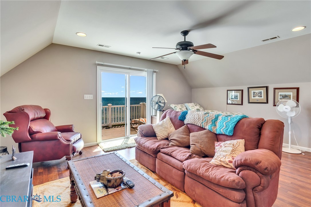 13 Leming Avenue Reedville, VA 22539 - Photo 36 of 50 Over garage living room