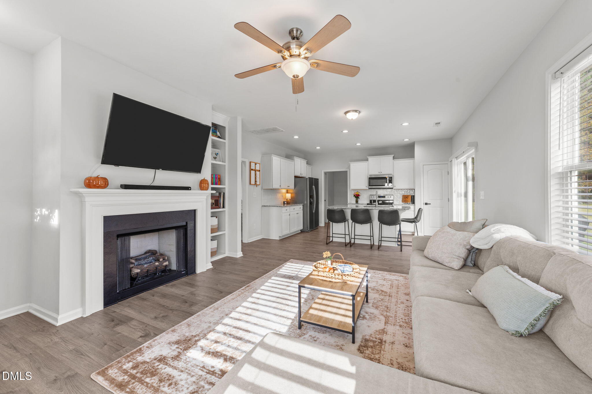 67 Overdrift Court Selma, NC 27576 - Photo 8 of 36 22-web-or-mls-VB4A2861