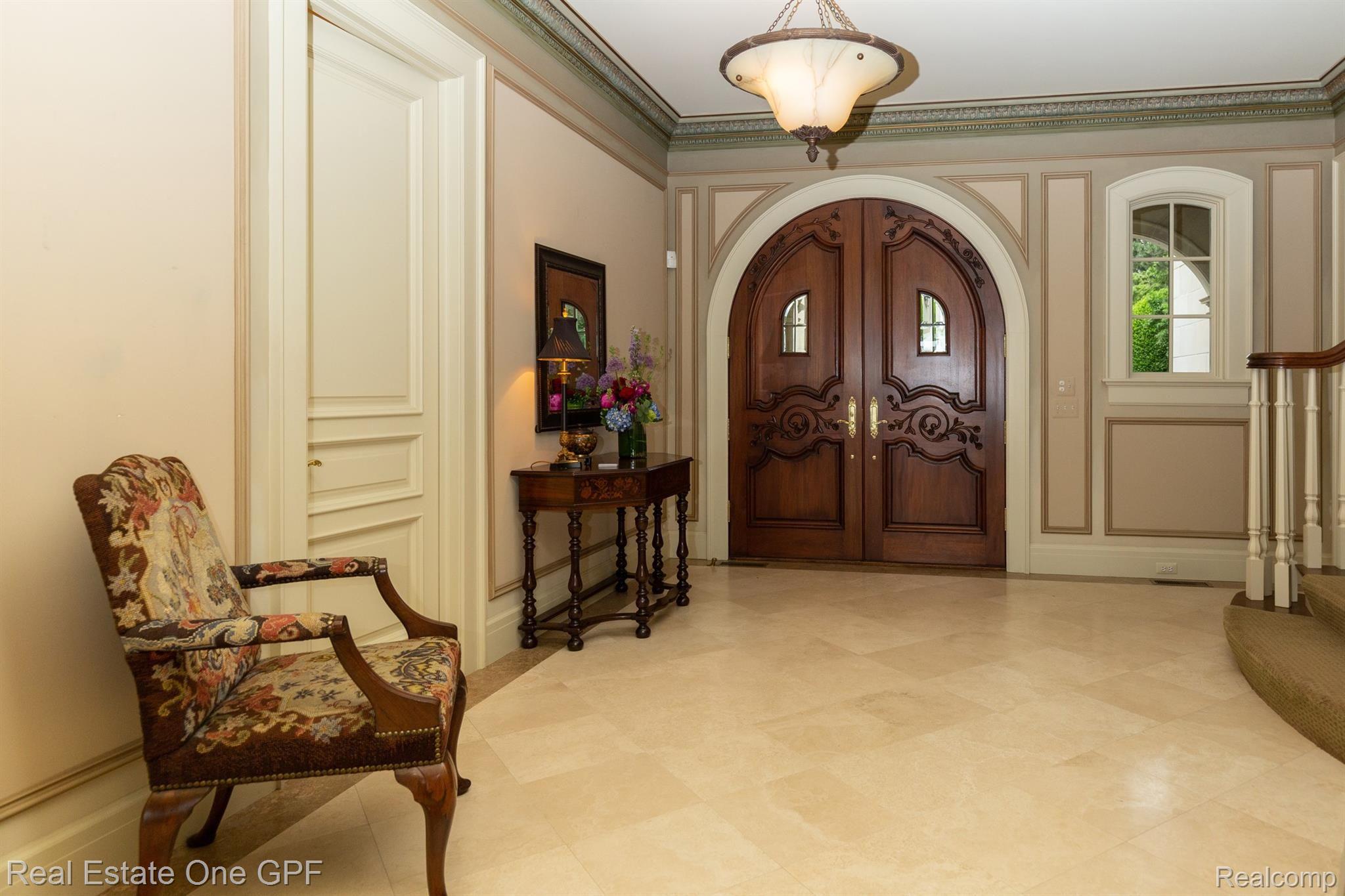 992 Lake Shore Road Grosse Pointe, MI 48236 - Photo 12 of 59 11 992LakeShoreRd-6.jpg