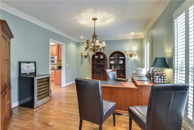 2343 Valley Brook Road Nashville, TN 37215 - Photo 3 of 20 Gallery Image 3