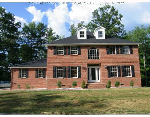 7 Woodberry Way Winfield, WV 25213 - Photo 1 of 8 Exterior Front.