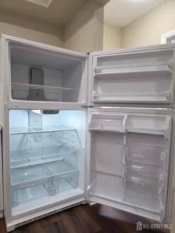 $2,100 | 93 Player Avenue, Edison, NJ 08817