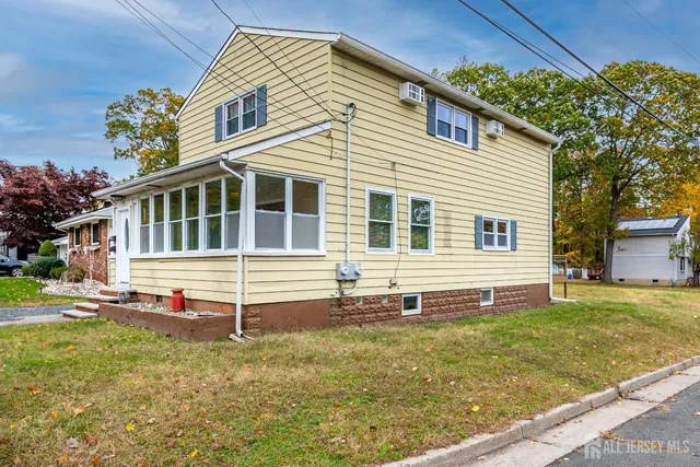 $2,100 | 93 Player Avenue, Edison, NJ 08817