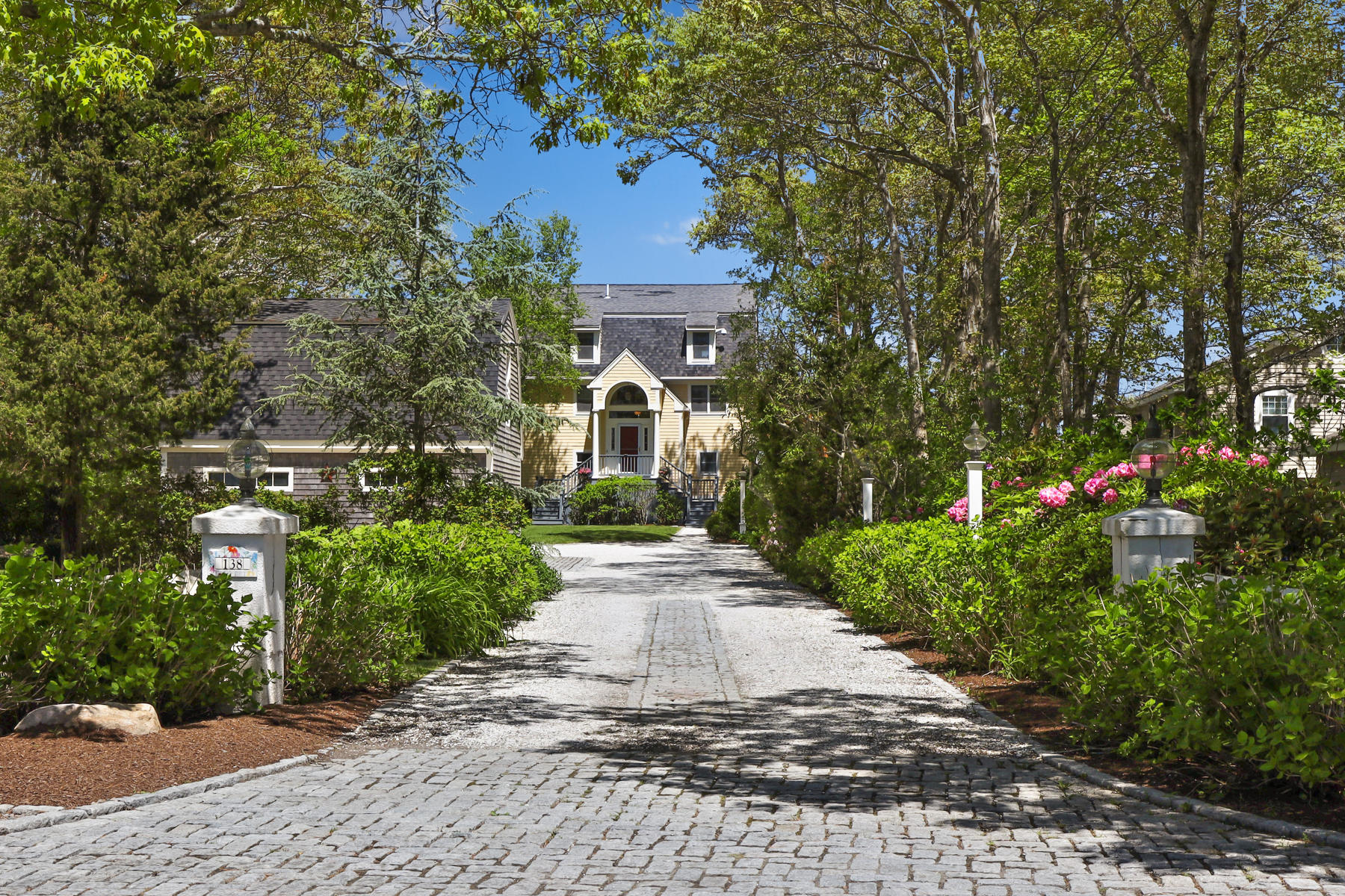 138 Wings Neck Road Pocasset, MA 02559 - Photo 2 of 38 3P2A6107