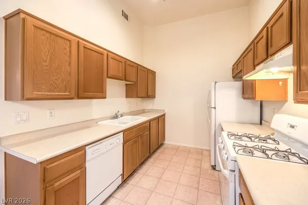 $1,692 | Undisclosed Address, Las Vegas, NV 89113