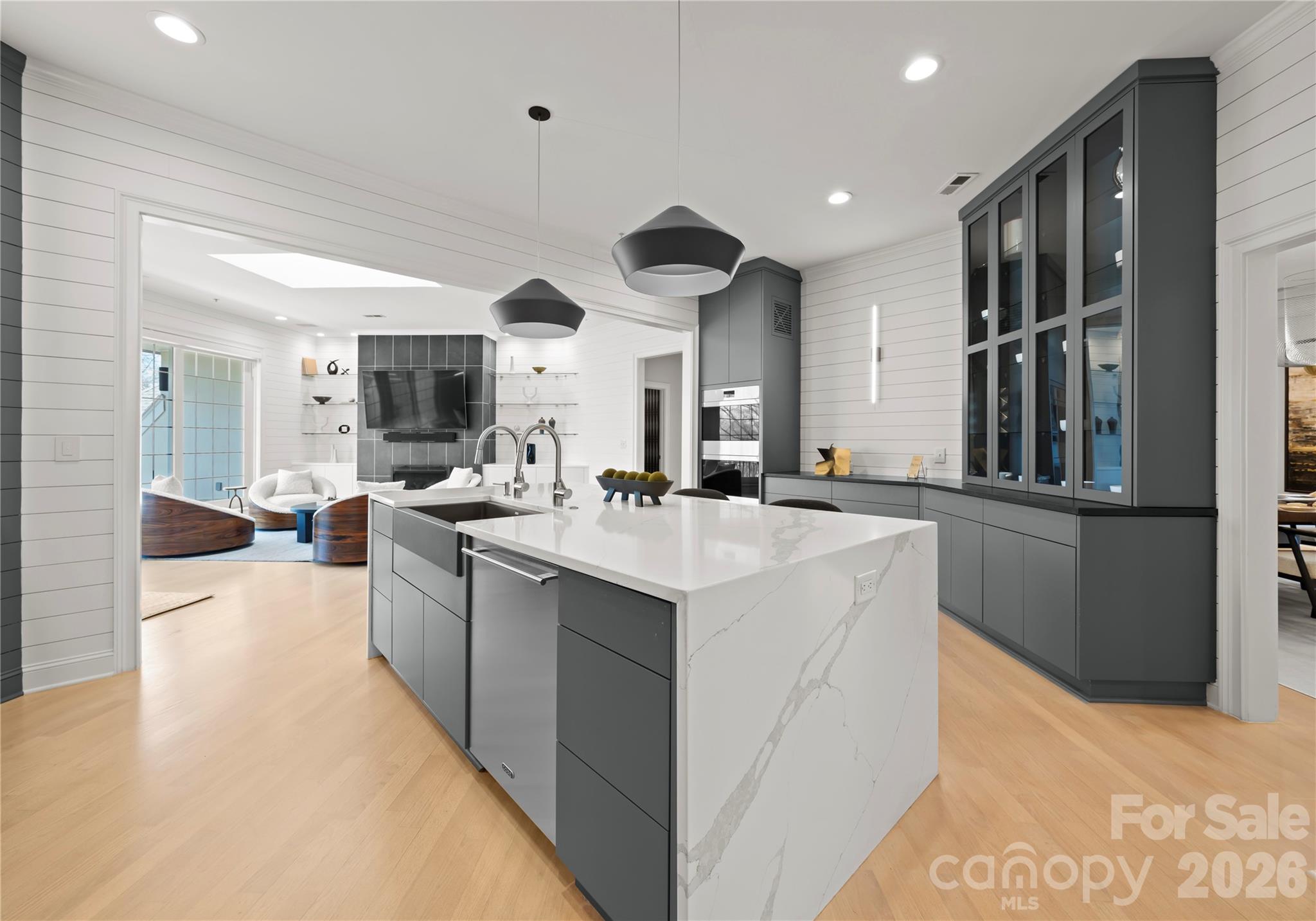 974 Queens Road Charlotte, NC 28207 - Photo 8 of 27