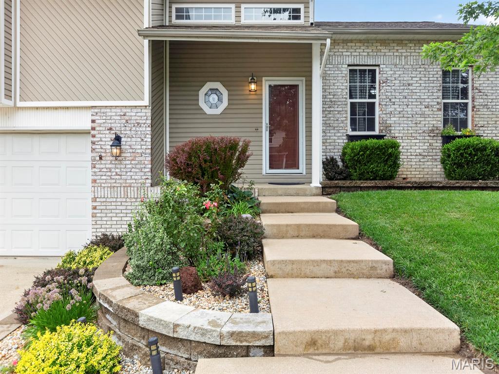 125 North 8th Street Dupo, IL 62239 - Photo 2 of 38