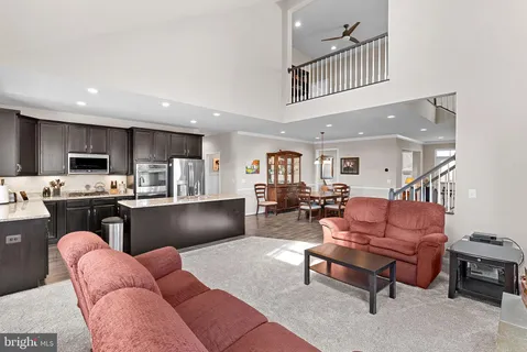 $1,150,000 | 35829 Peninsula Court, Round Hill, VA 20141