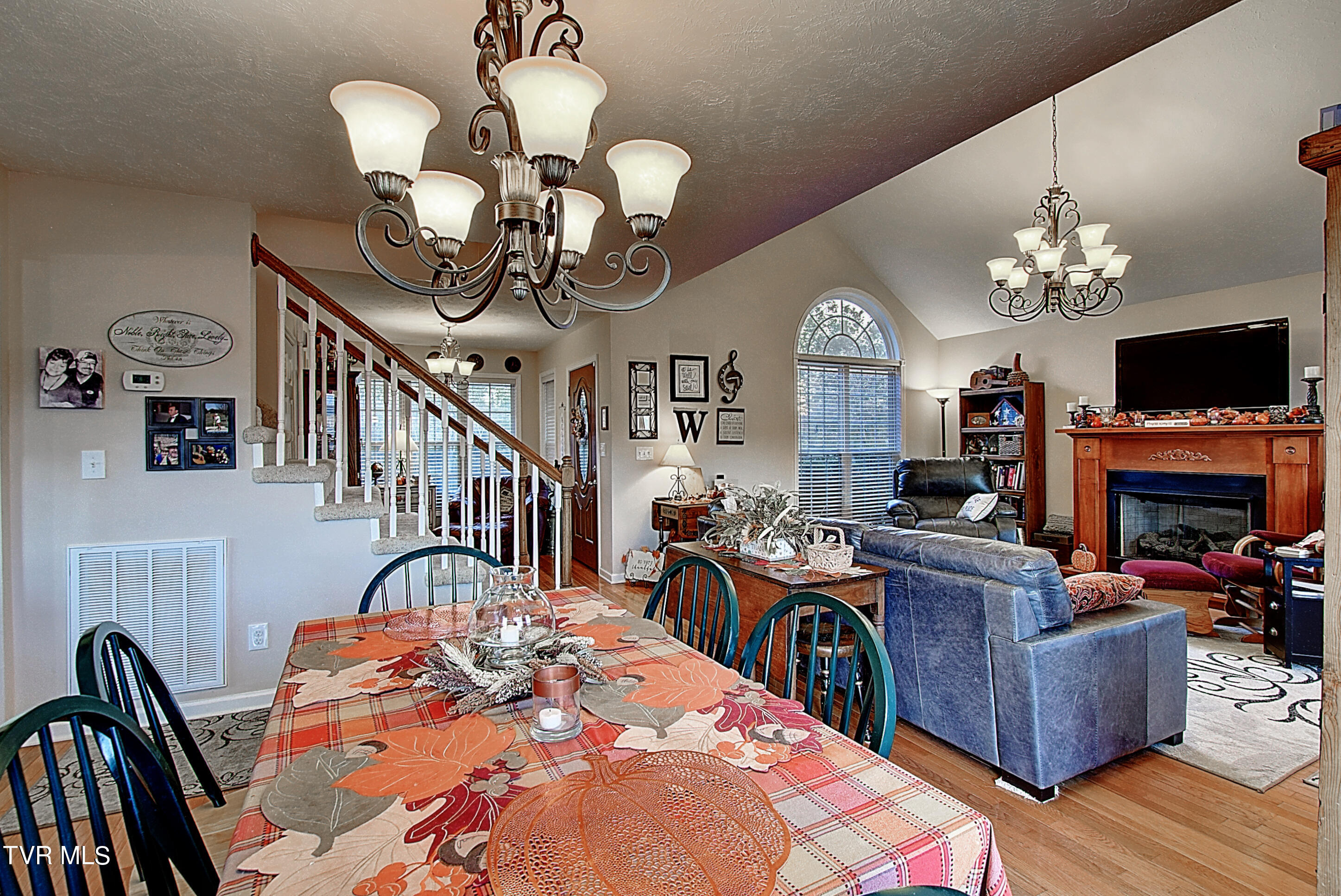 221 Blue Springs Road Elizabethton, TN 37643 - Photo 15 of 47 DSC_0127And8more