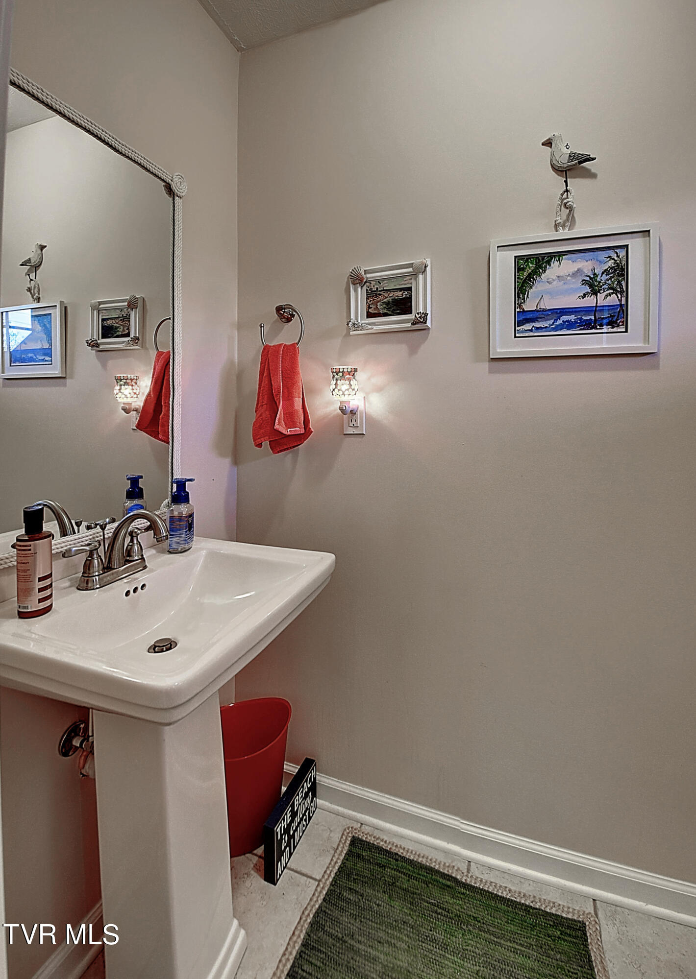 221 Blue Springs Road Elizabethton, TN 37643 - Photo 20 of 47 DSC_0235And8more_stitch