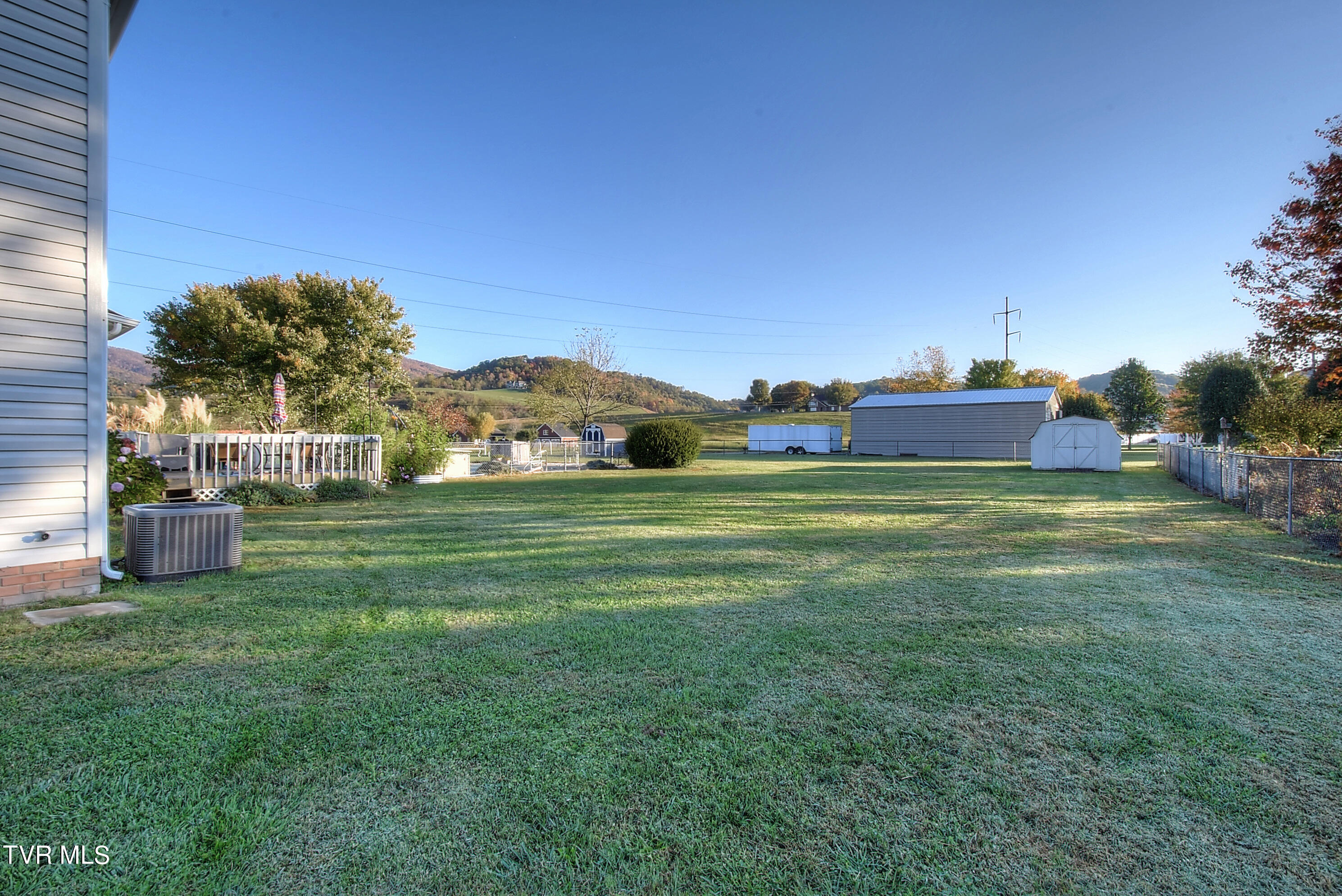 221 Blue Springs Road Elizabethton, TN 37643 - Photo 37 of 47 DSC_0556_57_58_59_60_61