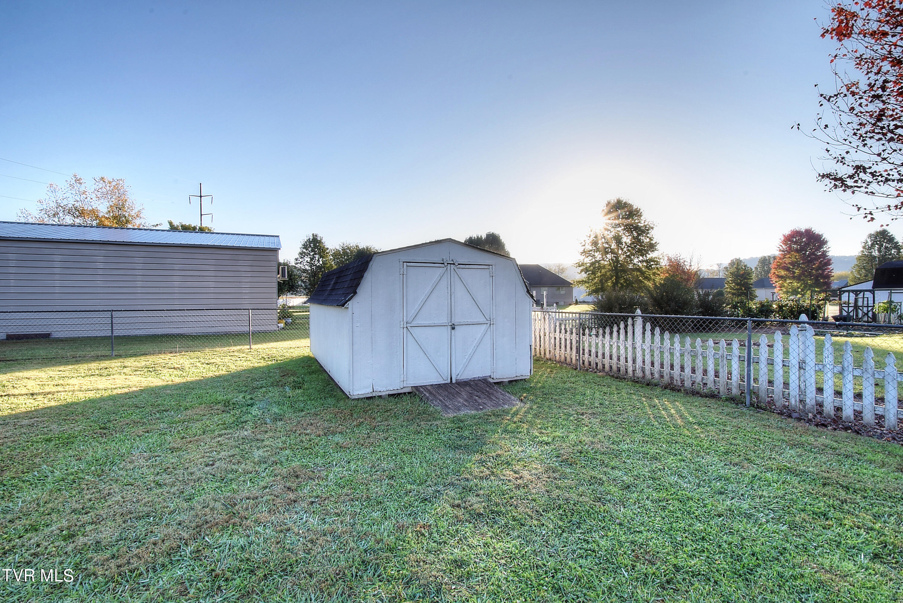 221 Blue Springs Road Elizabethton, TN 37643 - Photo 38 of 47 DSC_0580_1_2_3_4_5
