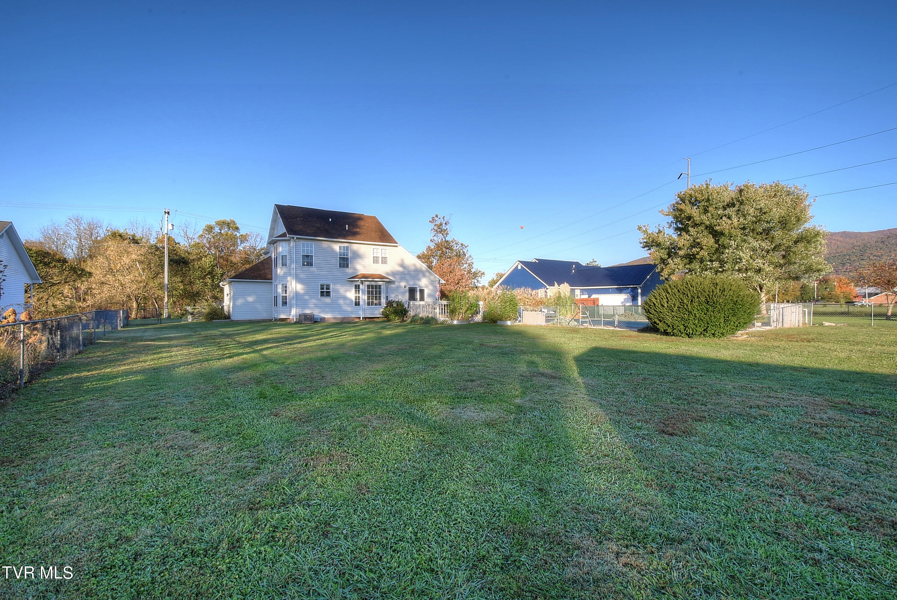 221 Blue Springs Road Elizabethton, TN 37643 - Photo 39 of 47 DSC_0592_3_4_5_6_7