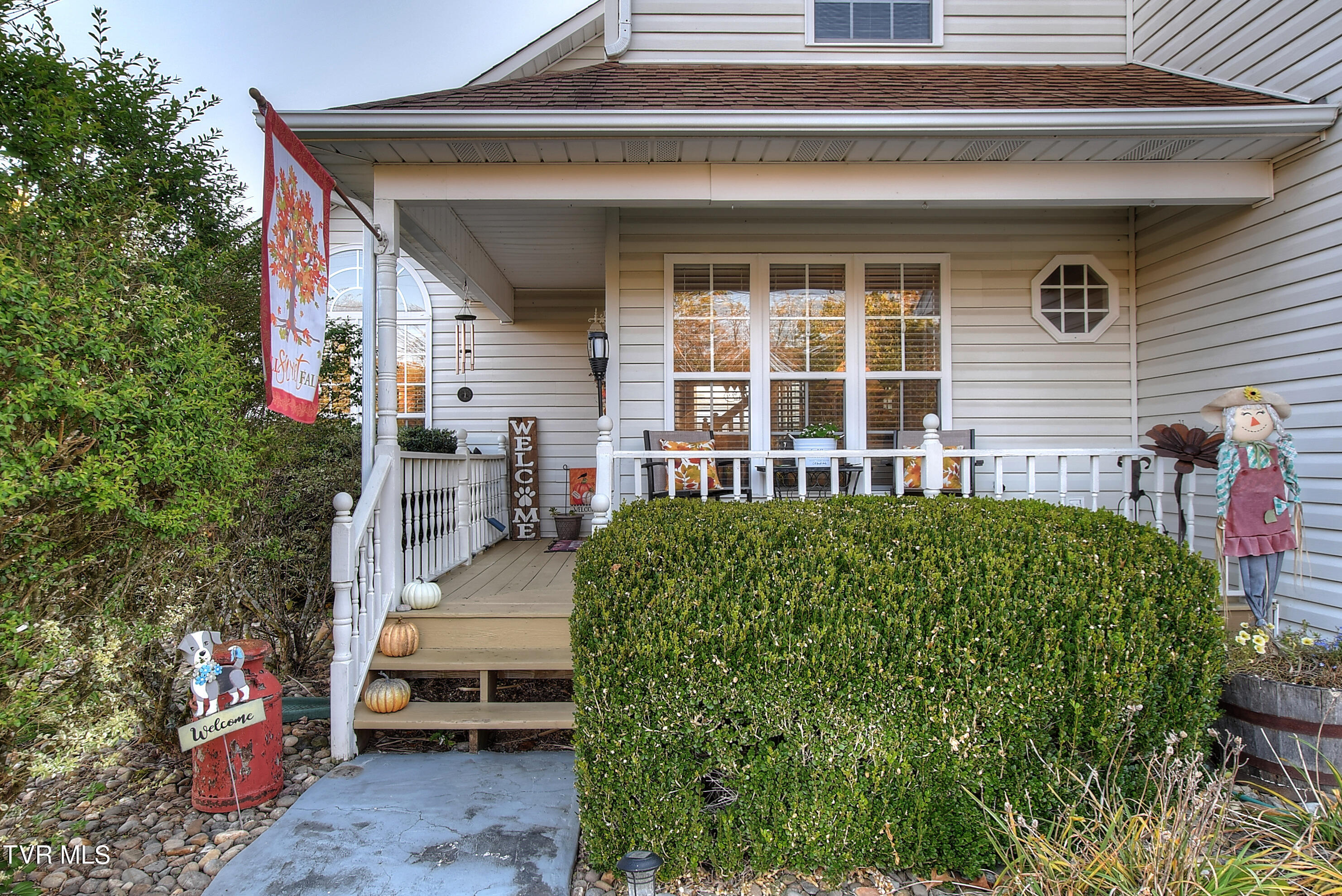 221 Blue Springs Road Elizabethton, TN 37643 - Photo 4 of 47 4