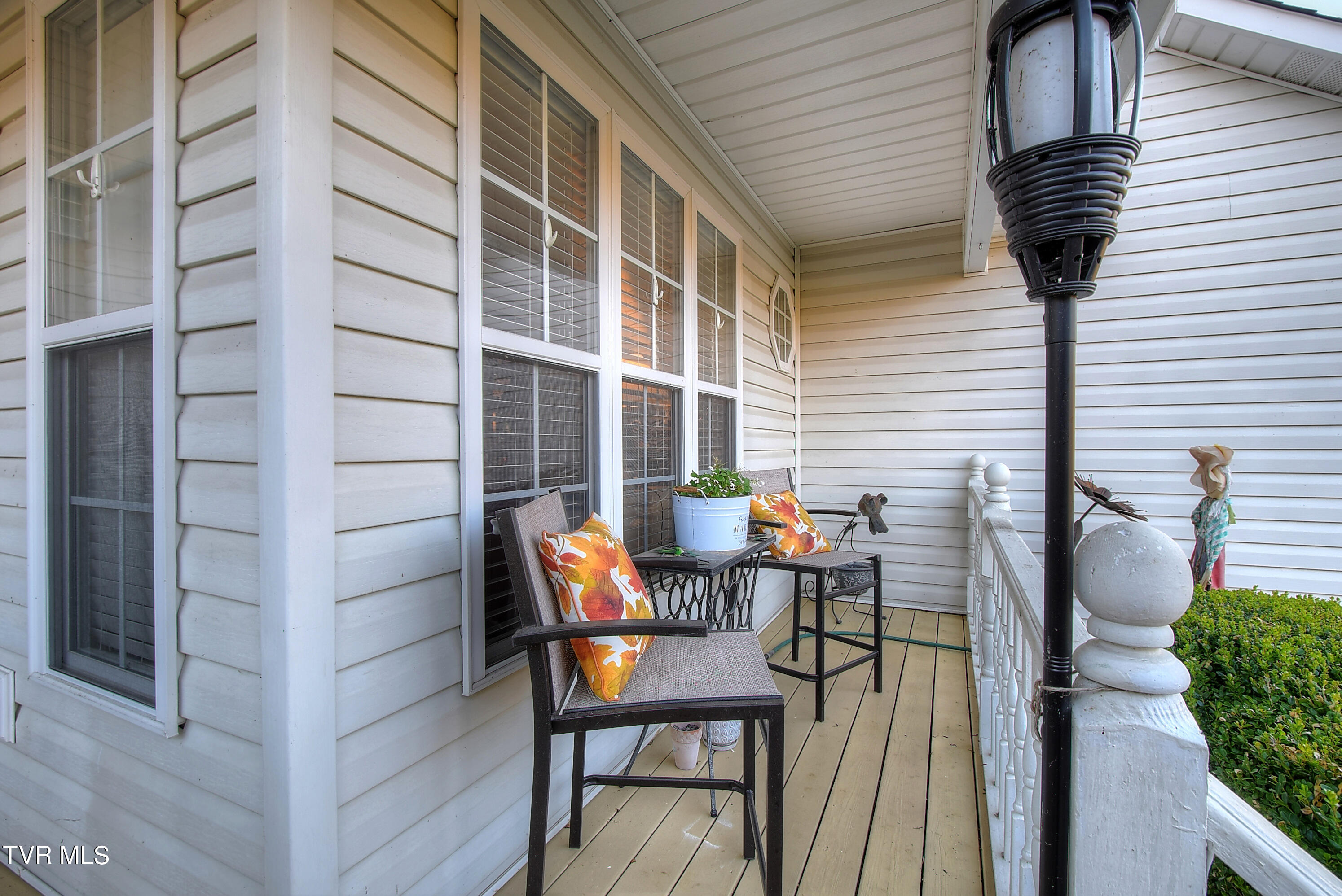 221 Blue Springs Road Elizabethton, TN 37643 - Photo 5 of 47 5