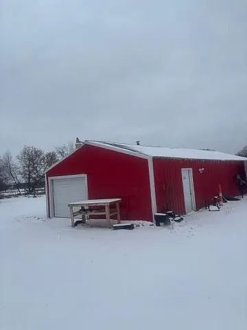 $185,000 | 5246 North Nicholson Road, Fowlerville, MI 48836