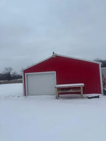 $185,000 | 5246 North Nicholson Road, Fowlerville, MI 48836