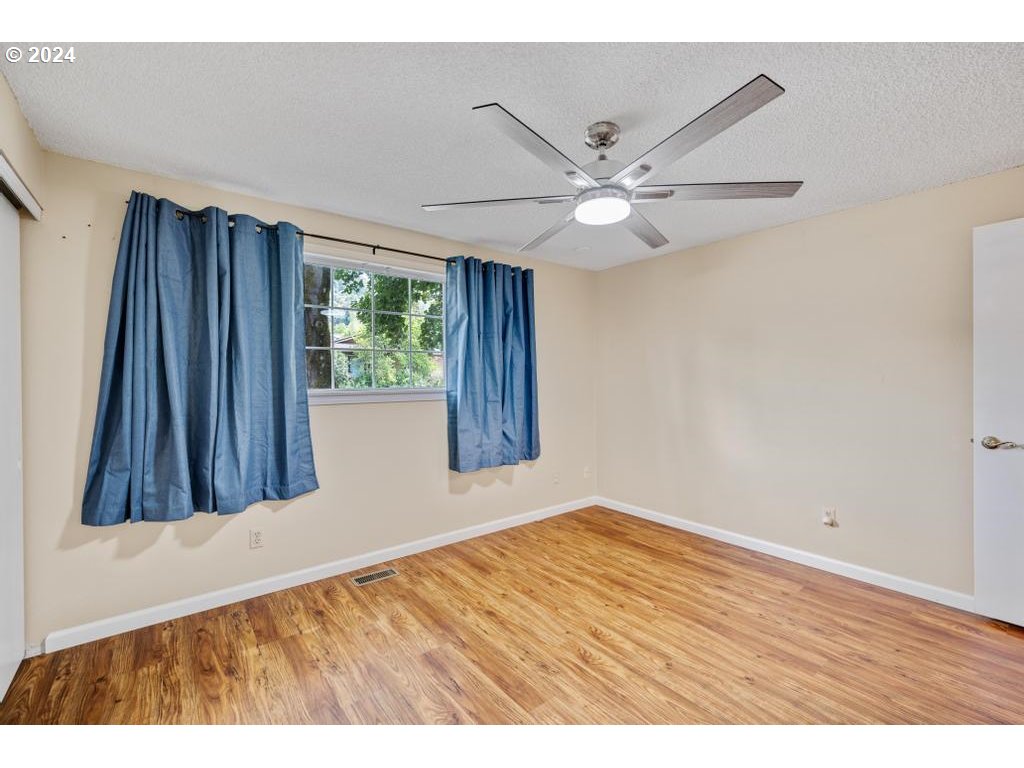 361 Southwest 4th Street Gresham, OR 97080 - Photo 22 of 48 Gallery Image 22