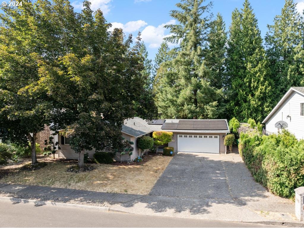 361 Southwest 4th Street Gresham, OR 97080 - Photo 3 of 48 Gallery Image 3