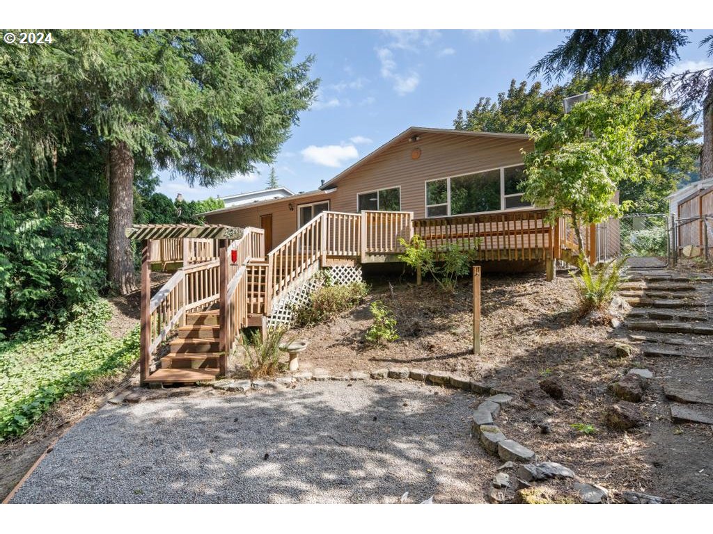361 Southwest 4th Street Gresham, OR 97080 - Photo 31 of 48 Gallery Image 31