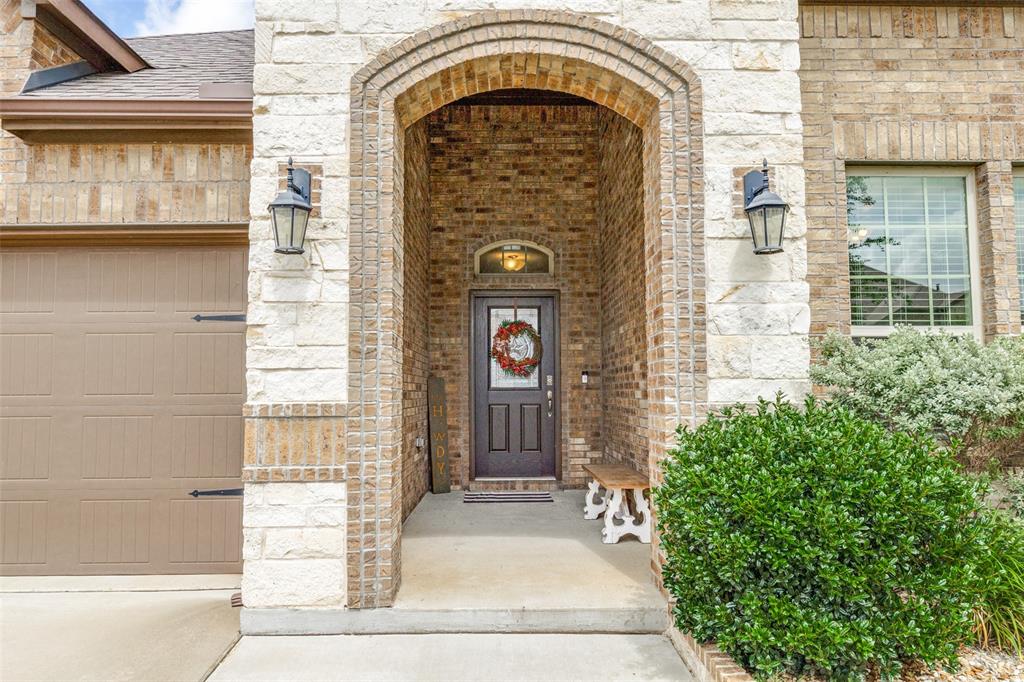 2817 Half Moon Road Aubrey, TX 76227 - Photo 5 of 28