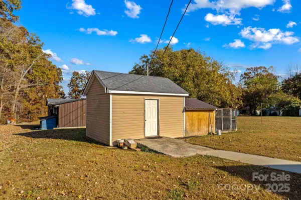$465,000 | 1493 Swicegood Road, Linwood, NC 27299