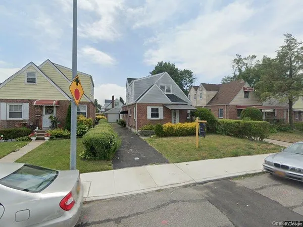 $875,000 | 227-54 113th Drive | Queens Village