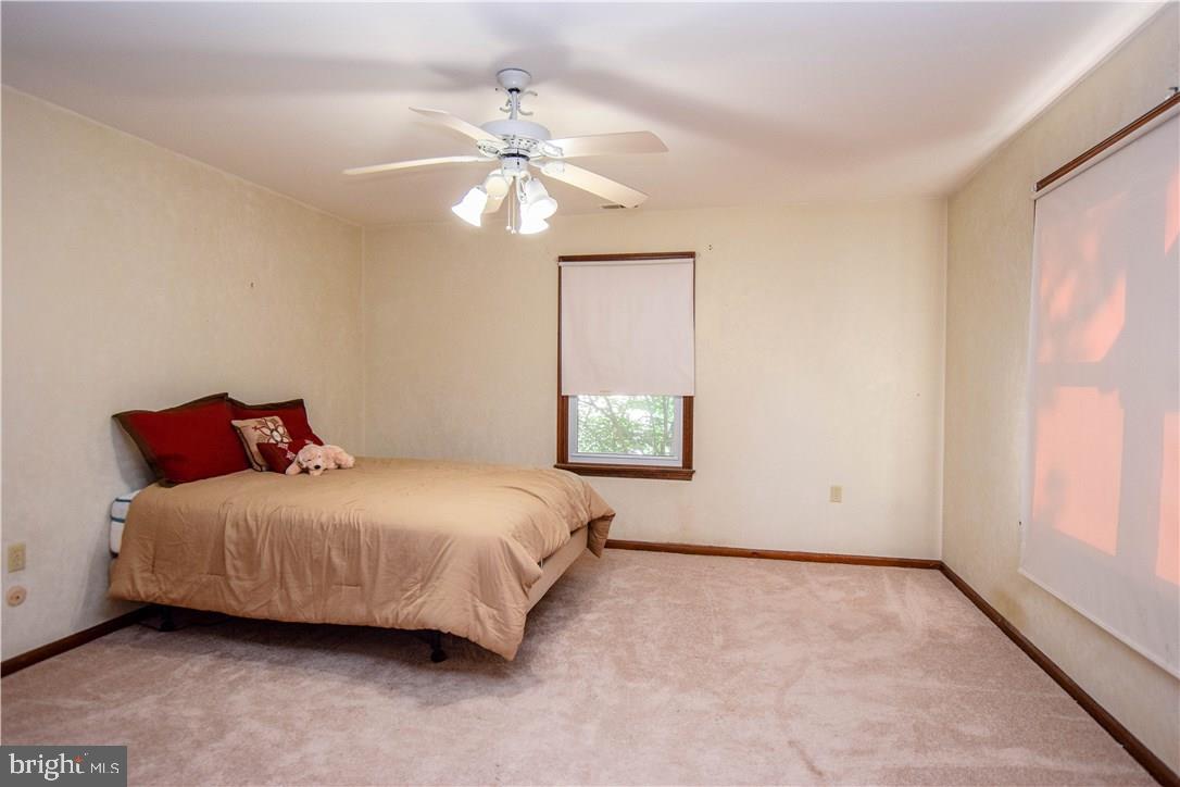 152 Stowaway Road Manahawkin, NJ 08050 - Photo 20 of 31