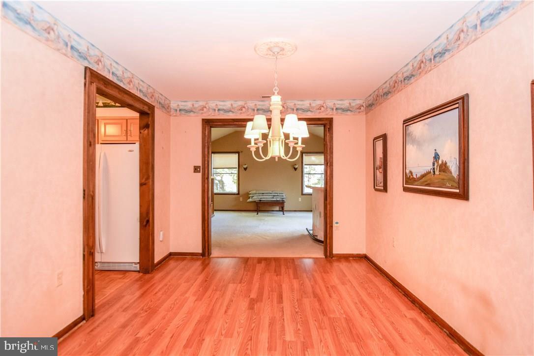 152 Stowaway Road Manahawkin, NJ 08050 - Photo 7 of 31