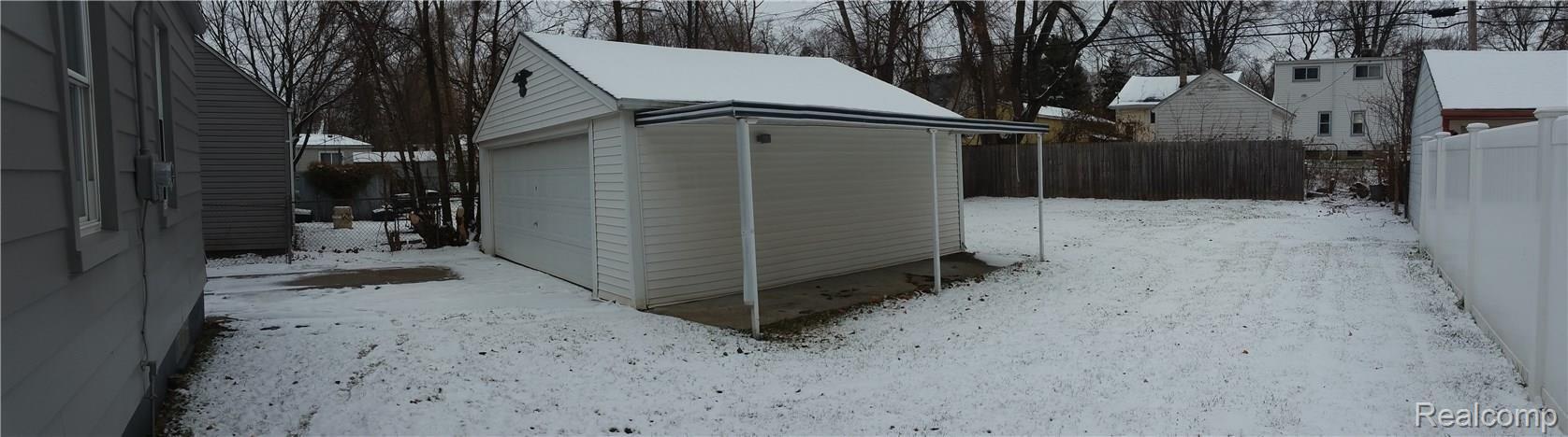 25450 Graham Road Redford, MI 48239 - Photo 4 of 15 20171210_132544.jpg