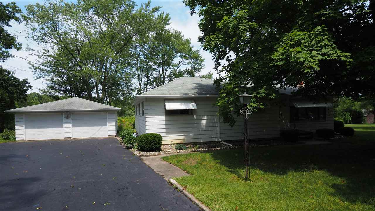 9143 Muldoon Road Fort Wayne, IN 46819 - Photo 1 of 12