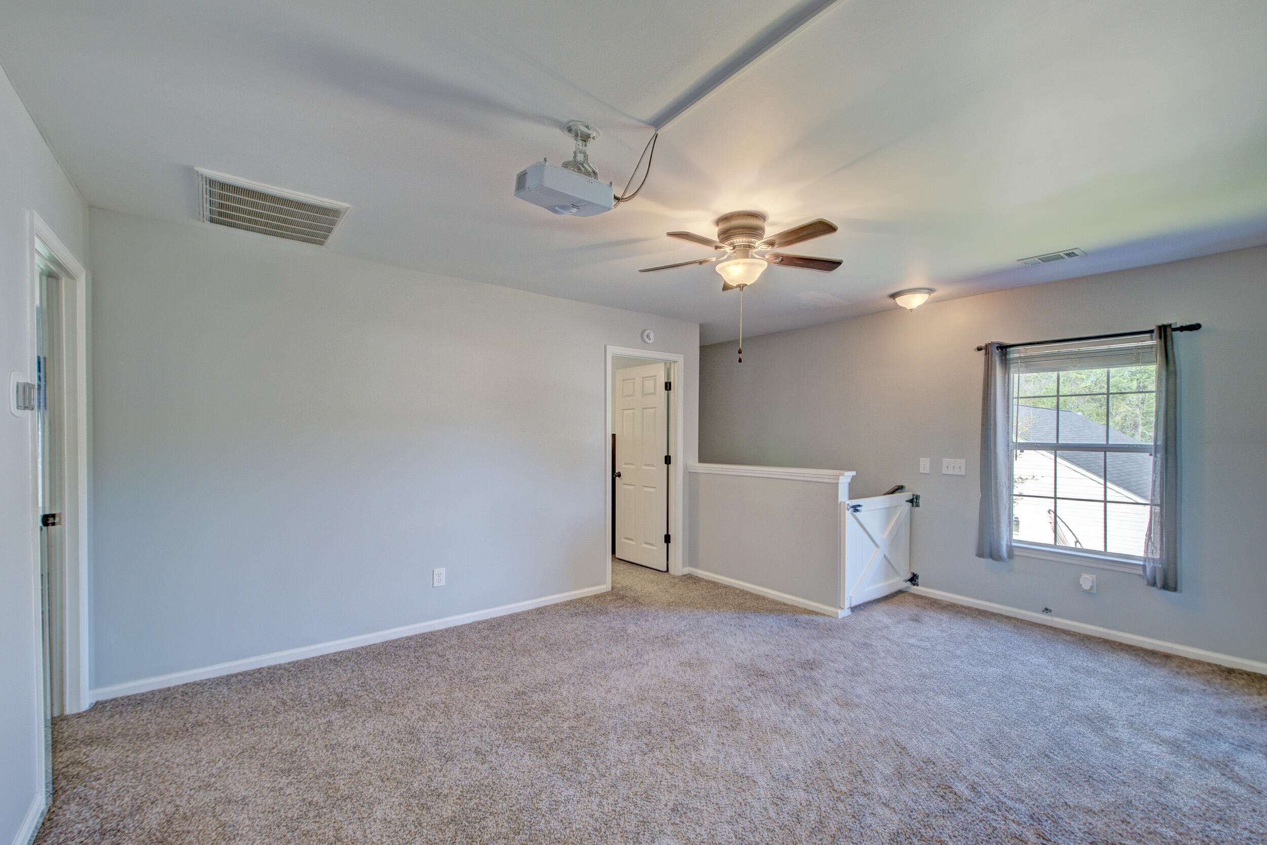 124 Hammerbeck Road Summerville, SC 29483 - Photo 29 of 49 124 Hammerbeck-17