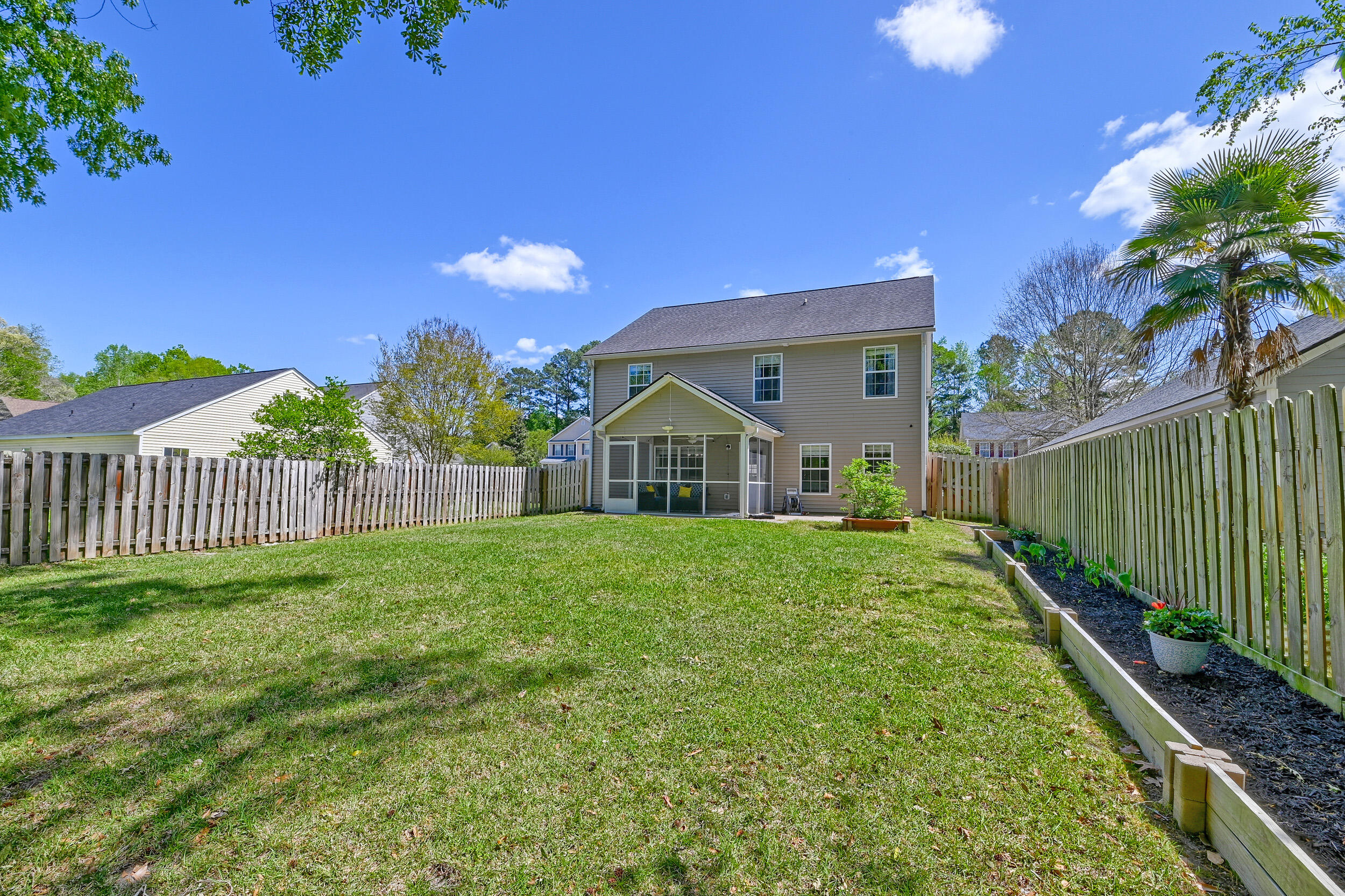 124 Hammerbeck Road Summerville, SC 29483 - Photo 30 of 49 124 Hammerbeck-37