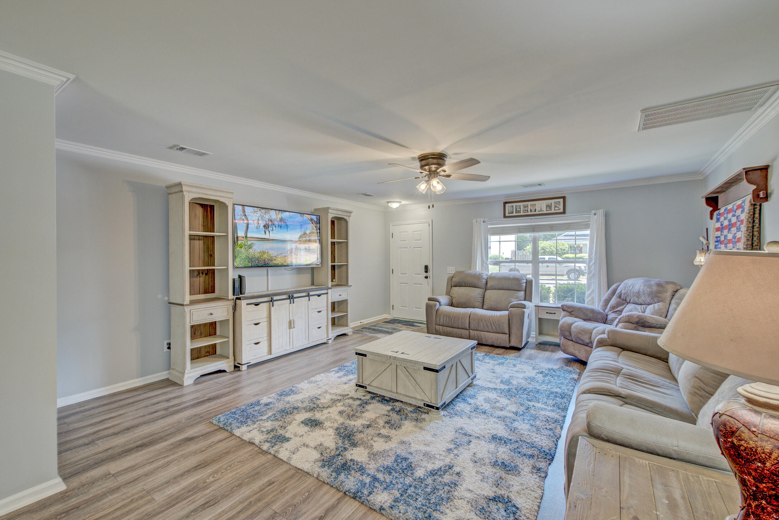 124 Hammerbeck Road Summerville, SC 29483 - Photo 3 of 49 124 Hammerbeck-3