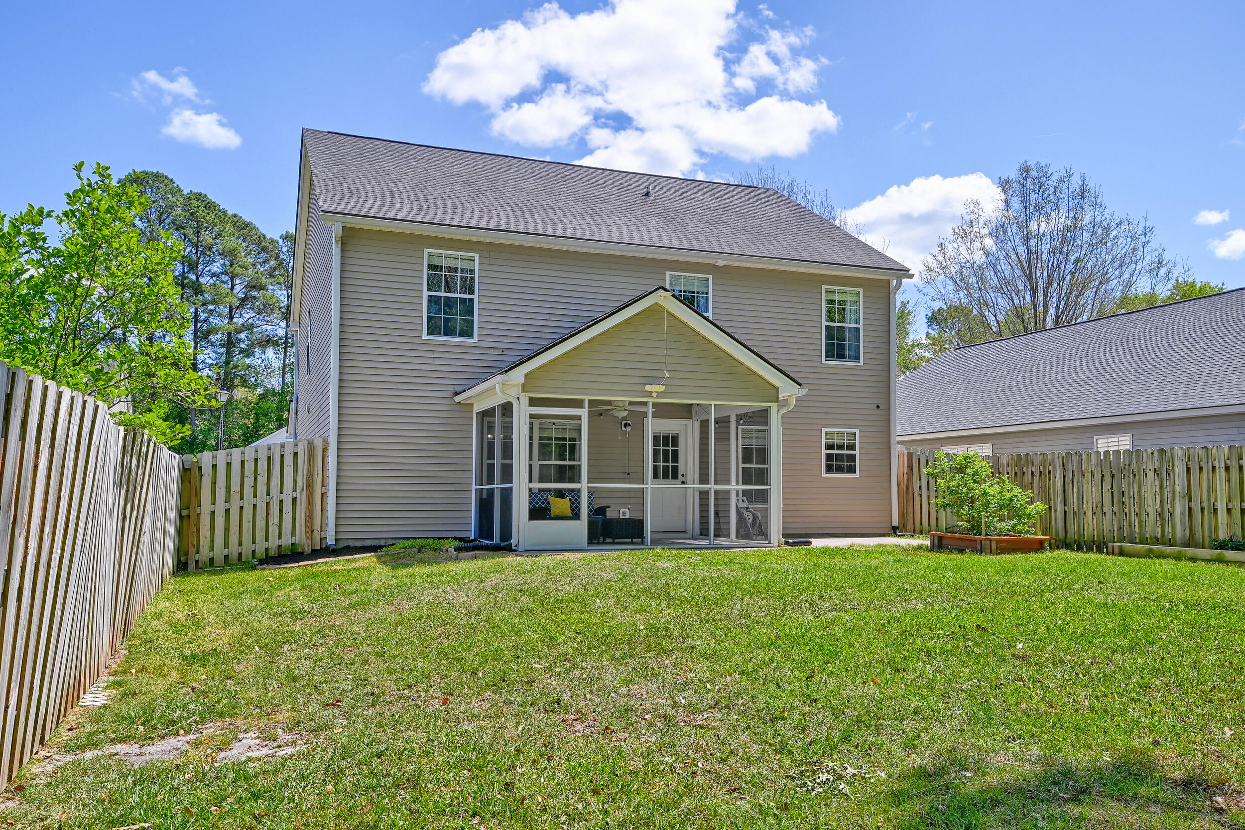 124 Hammerbeck Road Summerville, SC 29483 - Photo 31 of 49 124 Hammerbeck-42
