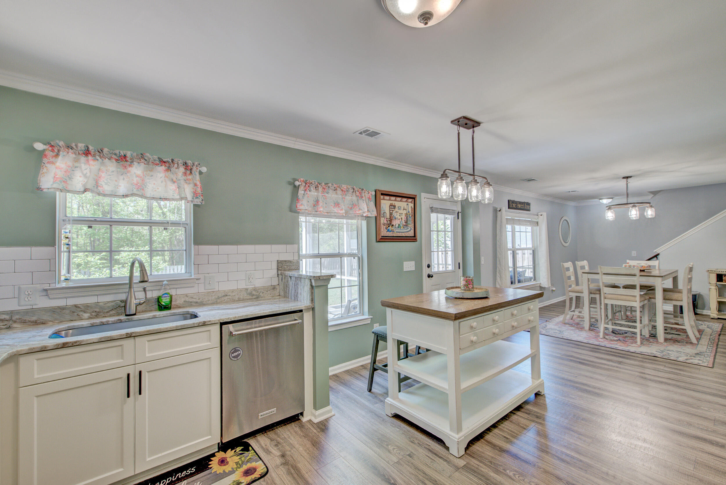 124 Hammerbeck Road Summerville, SC 29483 - Photo 38 of 49 124 Hammerbeck-11